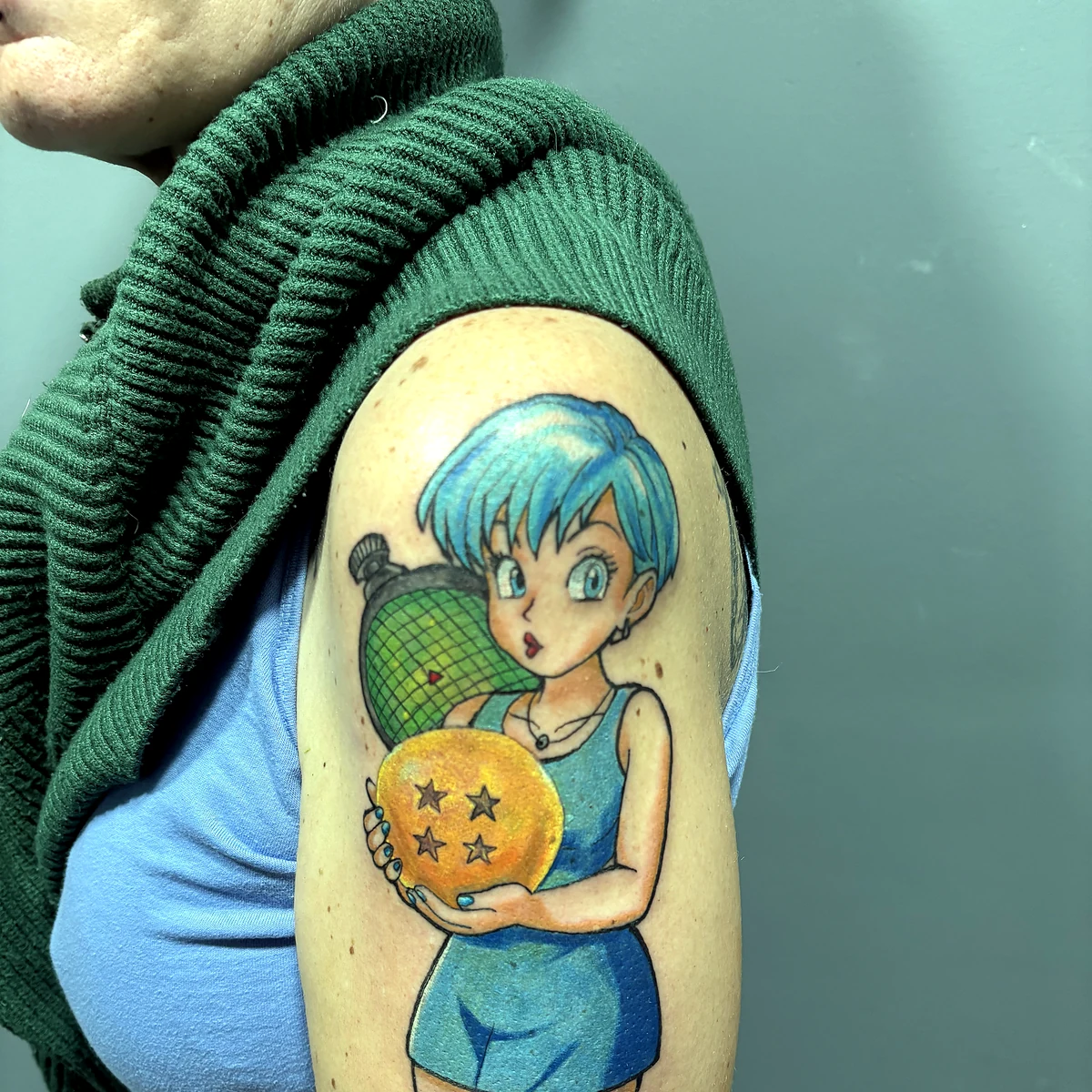 Tatuaje anime a color